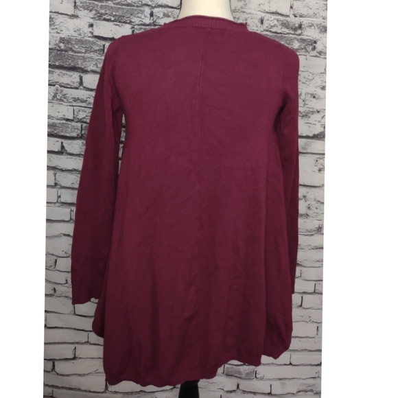 Handkerchief hem sweater - Picture 2 of 5